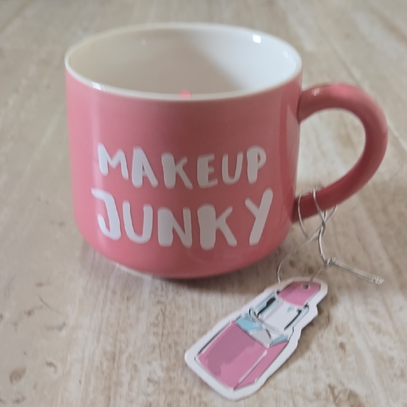 10 Strawberry Street Other - 10 Strawberry Street "Makeup Junky" Pink 3D Lipstick Whimsical Cupboard Mug